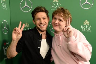 Niall Horan calls Lewis Capaldi a ‘cheat’ after that Brit Awards kiss with Harry Styles
