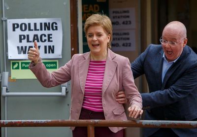 Joanna Cherry calls for Peter Murrell to quit as SNP CEO in wake of FM resignation