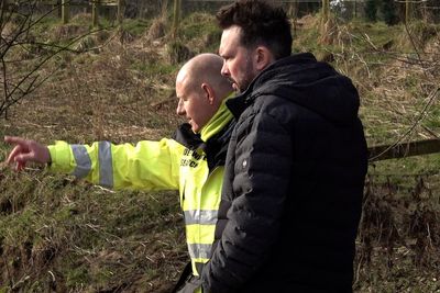 Nicola Bulley may have just ‘walked off somewhere’, claims search expert