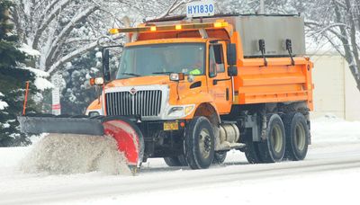 Winter storm to hit Chicago area Thursday, up to 7 inches of snow near Wisconsin border, 3 inches or less in Chicago