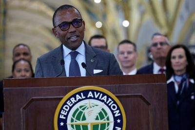 US aviation official pressed over January grounding