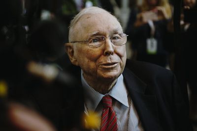 Warren Buffett’s long-time partner Charlie Munger says he’s ‘not proud of my country’ for allowing crypto to thrive, calling it ‘very dangerous’
