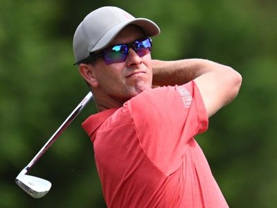 Woods, Scott hoping to star at glitzy LA PGA Tour event