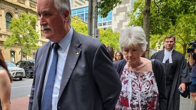 Former business manager stole $432k from Melbourne High due to 'compulsion to gamble', court hears