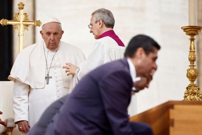 Popes are for life, resignations should not become a fashion, Francis says