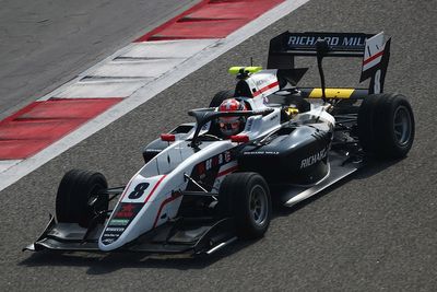 Saucy tops FIA F3 Bahrain pre-season test