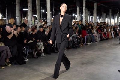 Michael Kors embraces 70s city sleek to wrap up New York Fashion Week