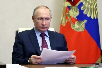Western official: Putin's future in power has become less certain