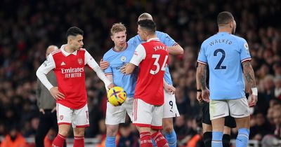 What Kevin De Bruyne did to Arsenal manager Mikel Arteta during Man City match