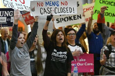 Kentucky high court upholds state abortion bans while case continues