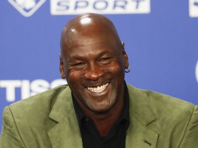 Michael Jordan sets another record — a $10 million donation to Make-A-Wish