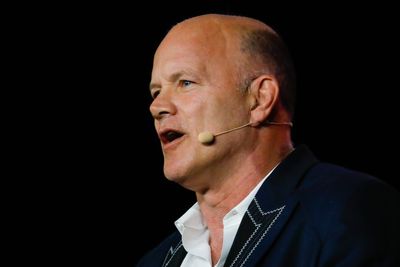 Bitcoin maximalist Mike Novogratz, who once predicted it hitting $500K in 2024, would now be ‘the happiest guy’ if it ends the year at $30K