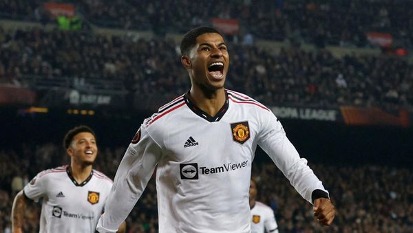Marcus Rashford lights up Nou Camp as Man United and Barcelona share four goals in thriller