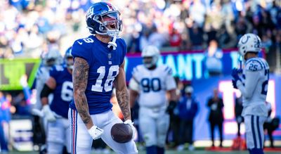 Giants re-sign WR Isaiah Hodgins