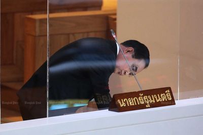 Prayut hits back at triads jibe