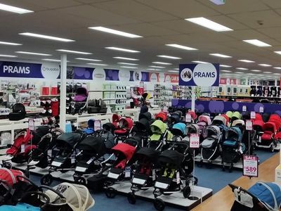 Baby Bunting boss departs as profits tumble