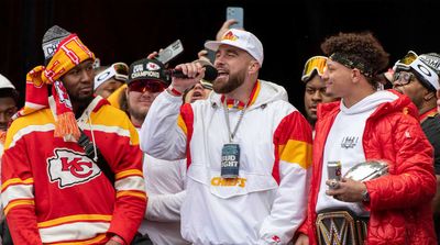 Chiefs’ Travis Kelce Hosting ‘Saturday Night Live’ in March