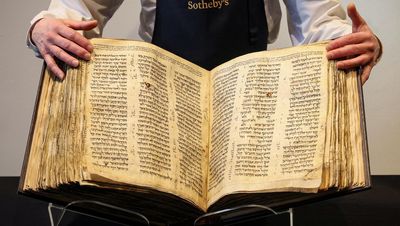 1,000-year-old Hebrew Bible expected to fetch up to $50m