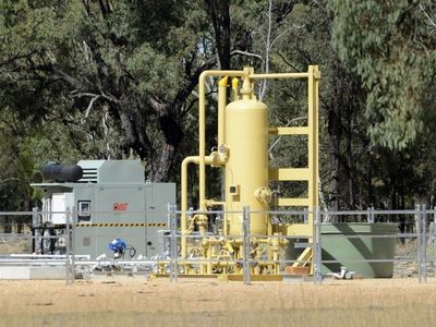 Qld govt approves 55 gas wells near contaminated site