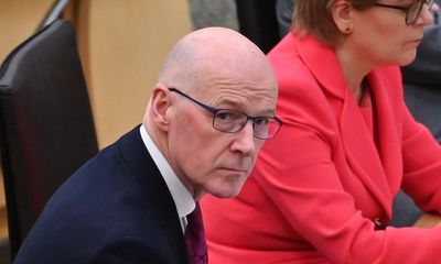 Swinney calls for end to SNP divisions after ruling himself out as leader