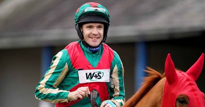 Top jockey Tom Scudamore stuns horse racing by announcing immediate retirement