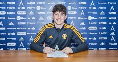 Ronnie McGrath signs his first professional contract at Leeds United