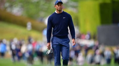 Tiger Appeared to Hand Thomas a Tampon After Outdriving Him