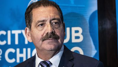 Garcia questions whether Johnson, a CTU organizer, can be an objective mayor