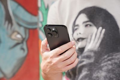 The iPhone 15 Pro Might Actually Feel Good in the Hand Again