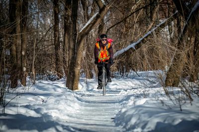 Winter snow no barrier for cyclists in Montreal