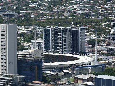 Qld government cops criticism over Gabba blow-out