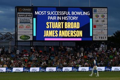James Anderson and Stuart Broad, the history-making English pace pair