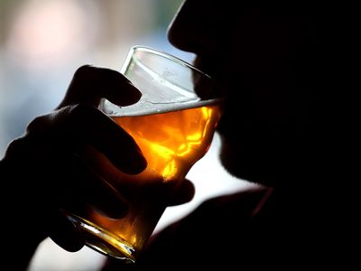 Does drinking alcohol affect your dementia risk? We asked a researcher for insights