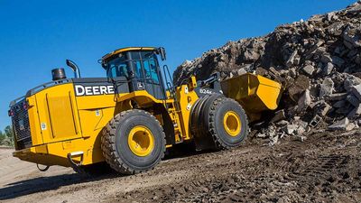Deere Leads 5 Stocks With Hot Products Near Buy Points