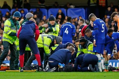 Cesar Azpilicueta injury fears as Chelsea star knocked out after kick to head vs Southampton