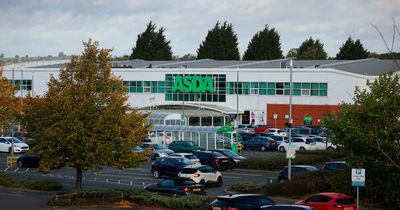Asda is giving 115,000 workers a 10 per cent pay rise this year