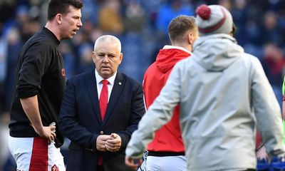 Warren Gatland urges Welsh rugby to change now and end strike standoff
