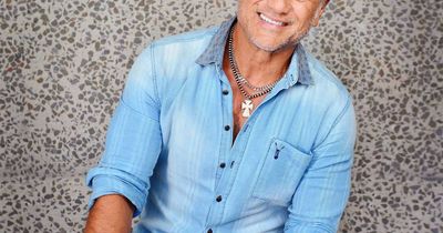 Jon Stevens on touring with "two legends" Rod Stewart and Cyndi Lauper