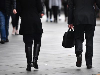 Wages, Reserve Bank minutes to take the spotlight