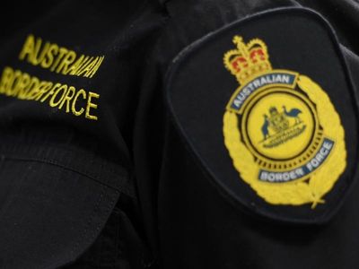 Woman charged after allegedly swallowing illicit drugs