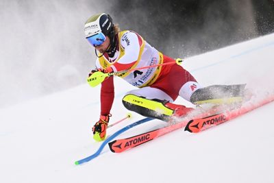 Feller tops first run of world slalom as Ginnis, Braathen lurk