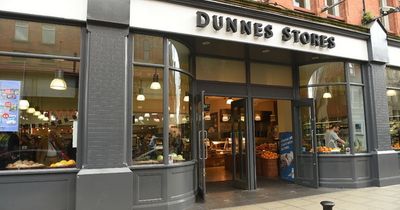 Dunnes Stores shoppers stopped in their tracks by bizarre picture on pizza box