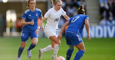 Katie Robinson speaks of 'honour to play' for country in first Lionesses start