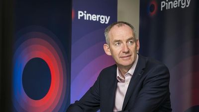 Revealed: First provider cuts electricity prices, pressure mounts on rest to follow as Greens delay extra €200 energy credit