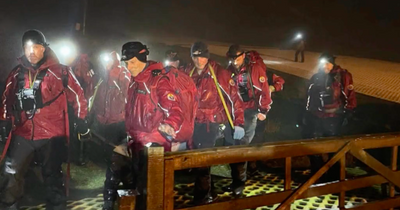 Mountain rescue team rush to injured hillwalker near Edinburgh in 'foul' weather