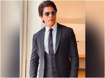 Fan asks Shah Rukh Khan who will be the next big thing in Bollywood after he retires; here's what the 'Pathaan' star replied!