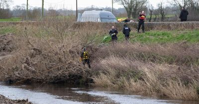 People 'climbed fences to photograph body' found in river where Nicola Bulley went missing