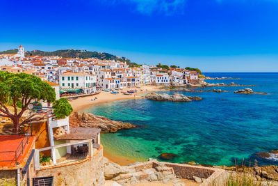Spanish tourism boss calls new tourist fee a ‘threat’ to travel sector