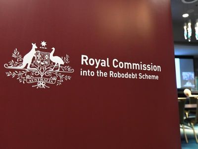 Top lawyer admits 'uncertainty' of robodebt legality