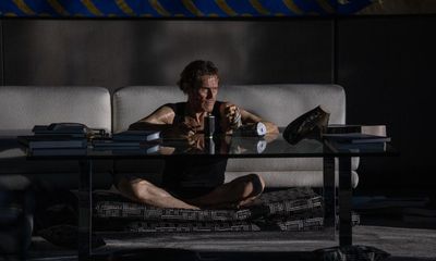 Inside review – Willem Dafoe’s thief suffers for his art